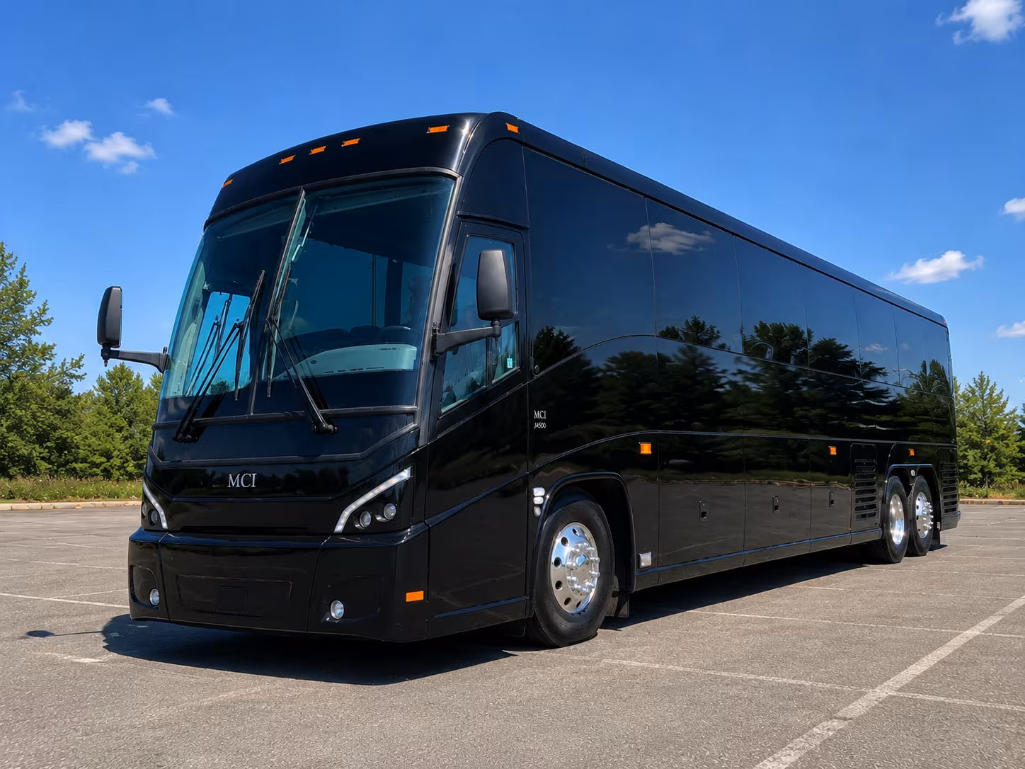 shuttle your team between scottsdale airpark and downtown phoenix with ease